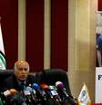 Cartaz do chefe da Associação Palestina de Futebol, Jibril Rajoub, com o jogador de futebol Lionel Messi é visto durante coletiva de imprensa em Ramallah 06/06/2018 REUTERS/Mohamad Torokman   Foto: Mohamad Torokman  / Reuters