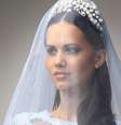 Modelo parecida com Marquezine usou vestidos de noiva dignos de princesas  Foto: Vimo Vídeo Foto / Divulgação