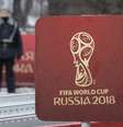Placa com logo da Copa do Mundo da Rússia perto do Kremlin, em Moscou 
29/11/2017
REUTERS/Sergei Karpukhin   Foto: Reuters