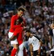 Delle Alli e Danny Welbeck comemoram gol da Inglaterra  Foto: Phil Noble / Reuters