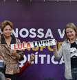 A ex-presidente Dilma Rousseff e a presidente do PT, Gleisi Hoffmann  Foto: Paulo TI / Agência FB / Estadão