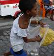 Constituição permite trabalho, em geral, a partir dos 16 anos de idade, e a partir dos 14 anos na condição de aprendiz  Foto: DW / Deutsche Welle
