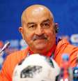 Stanislav Cherchesov, técnico da seleção russa  Foto: EPA / Ansa - Brasil