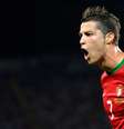 O atacante português Cristiano Ronaldo em ação por Portugal  Foto: Felix Ordonez/File Photo / Getty Images