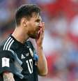 Messi lamenta gol perdido durante a partida  Foto: MARCELO MACHADO DE MELO/FOTOARENA / Estadão