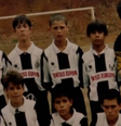 Ronaldo (em pé, terceiro da direita) foi contratado pelo Madeira aos 12 anos  Foto: BBC News Brasil