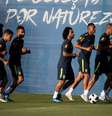 A seleção brasileira treinou, nesta segunda-feira (18), após o empate em 1 x 1 com a Suíça, já em preparação para o jogo contra a Costa Rica, na sexta-feira (22). O treinador Tite liberou a presença de familiares dos jogadores, que interagiram após as atividades.  Foto: Wilton Junior / Estadão Conteúdo