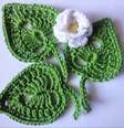 1. As folhas de crochê para aplicação dão um toque final à peça feita de crochê  Foto: Viva Decora