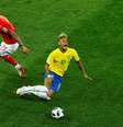 Neymar sofreu 10 faltas no jogo contra a Suíça  Foto: Jason Cairnduff / Reuters