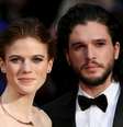 Kit e Leslie se conheceram no set de gravação de 'Game of Thrones'   Foto: Neil Hall / Reuters