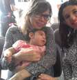 Maria Carolina Silva Flor só conseguiu implantar o DIU, após ter uma bebê com microcefalia, com ajuda de uma ONG. No posto de saúde, da cidade onde mora, os profissionais só ofereciam anticoncepcional em pílula  Foto: Arquivo Pessoal / BBC News Brasil