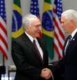 Presidente Michel Temer cumprimenta vice-presidente dos EUA, Mike Pence, em Brasília
26/06/2018 REUTERS/Adriano Machado  Foto: Reuters