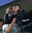 Maradona desabafou nas arquibancadas  Foto: Alex Morton / Getty Images