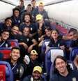 Seleção brasileira no avião rumo a Sochi após classificação  Foto: Reprodução/Alisson Instagram / Estadão