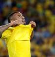 Gabriel Jesus lamenta chance perdida contra a Sérvia  Foto: Carl Recine / Reuters