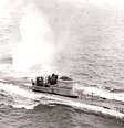 Essa imagem feita por americanos mostra o submarino alemão U-966 Gut Holz no dia 10 de novembro de 1943  Foto: usaf/wikimedia commons / BBC News Brasil