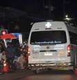 Ambulância com jovem tirado de caverna chega a hospital  Foto: EPA / Ansa - Brasil