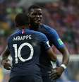 Entre os 23 jogadores franceses no Mundial, 15 têm ascendência africana, entre eles, os craques Mbappé e Pogba   Foto: Reuters