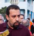 O presidenciável Guilherme Boulos, do PSOL, concede entrevista em frente à sede da Polícia Federal em Curitiba (PR).  Foto: CASSIANO ROSÁRIO/FUTURA PRESS / Estadão