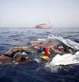 Imagem de mulher encontrada morta pela ProActiva Open Arms no Mediterrâneo  Foto: EPA / Ansa - Brasil