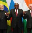 Líderes de países do Brics posam para foto oficial de 10ª cúpula do grupo, em Johanesburgo 26/07/2018 REUTERS/Mike Hutchings  Foto: Reuters