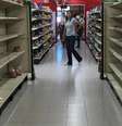 Prateleiras vazias em mercado venezuelano  Foto: DW / Deutsche Welle