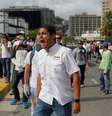 Parlamentar José Manuel Olivares, durante protesto contra Maduro, em Caracas 5/6/2017 REUTERS/Marco Bello   Foto: Reuters