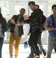 Protagonista da série deixa fitas explicando a colegas por que cometeu suicídio - motivos incluem bullying, assédio e estupro  Foto: Beth Dubber/Netflix / BBC News Brasil