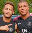 Mbappé ao lado de Neymar em seu retorno ao PSG depois da Copa do Mundo  Foto: Reprodução Twitter Mbappe / Estadão