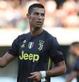 Cristiano Ronaldo em ação na estreia da Juve no Campeonato Italiano  Foto: Marco Luzzani / Getty Images