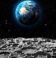 Cientistas acreditam que gelo encontrado na Lua poderia ser transformado em água potável para ocupantes de uma base lunar, ou até ser usado como combustível de foguete  Foto: Getty / BBC News Brasil