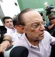 Deputado Paulo Maluf deixa o Instituto Médico Legal de Brasília, em dezembro do ano passado
22/12/2017
REUTERS/Adriano Machado  Foto: Reuters