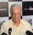 Modesto Roma Júnior comandou o Santos entre 2015 e 2017  Foto: Marco Silva / Futura Press