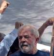 Lula na frente de sindicato dos metalúrgicos em São Bernardo 7/4/2018 REUTERS/Leonardo Benassatto  Foto: Reuters