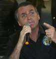 O candidato do PSL à Presidência da República, Jair Bolsonaro, durante coletiva realizada na sede da Associação Comercial da Central de Abastecimento do Rio (Ceasa), em Irajá, na zona norte do Rio de Janeiro. Antes da entrevista, o candidato visitou o local.  Foto: Wilton Junior / Estadão