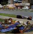 Venezuelanos dormem em rua de Boa Vista 24/08/2018 REUTERS/Nacho Doce  Foto: Reuters