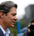 Candidato a vice na chapa presidencial do PT, Fernando Haddad dá entrevista coletiva em Curitiba, após visitar Lula na prisão
03/09/2018
REUTERS/Rodolfo Buhrer  Foto: Reuters
