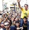 O candidato a presidente Jair Bolsonaro, em campanha nesta quinta-feira na cidade mineira de Juiz de Fora  Foto: DW / Deutsche Welle