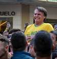 Momento em que Bolsonaro foi esfaqueado  Foto: EPA / BBC News Brasil