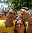 Flávio Bolsonaro comandou ato no Rio de Janeiro  Foto: C.H. Gardiner / Agif / Estadão Conteúdo