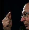 Candidato à Presidência do PSDB, Geraldo Alckmin, durante sabatina em São Paulo
06/09/2018 REUTERS/Paulo Whitaker  Foto: Paulo Whitaker / Reuters