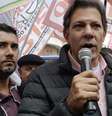 Até então candidato a vice na chapa do PT, Haddad já vinha fazendo campanha pelo Brasil em nome de Lula  Foto: DW / Deutsche Welle