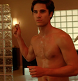 Sem medo da diversidade: Darren Criss já interpretou gay, bissexual e transgênero  Foto: FX  / Divulgação