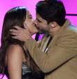 'Estão falando que estão precisando de alguém de atitude aqui. Eu sou do Atitude 67 e a Anitta está precisando de um beijo', disse Leandro Martins  Foto: AGNews / PurePeople