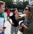 Especialistas ouvidos pela BBC News Brasil elencaram cinco fatos que, na visão deles, tornam essas eleições sem precedentes. Um deles é a extrema polarização  Foto: REUTERS/Gustavo Graf / BBC News Brasil