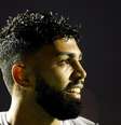 Gabigol prevê clássico de poucas chances neste sábado  Foto: Rodolfo Buhrer / Fotoarena / Estadão