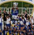 O Cruzeiro de Mano Menezes venceu a Copa do Brasil pela segunda vez consecutiva e garantiu o hexacampeonato da equipe mineira na competição  Foto: Paulo Whitaker / Reuters
