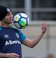 Everton, jogador do Grêmio, durante treino no CT Luiz Carvalho, em Porto Alegre (RS)  Foto: Liamara Polli/Agif / Gazeta Press