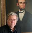 'Estou aqui endossando com alegria o capitão Bolsonaro e sua campanha', disse Steve Bannon  Foto: Ricardo Senra/BBC News Brasil / BBC News Brasil