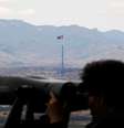 Bandeira da Coreia do Norte é vista de Paju, na Coreia do Sul 24/04/2018 REUTERS/Kim Hong-Ji   Foto: Reuters